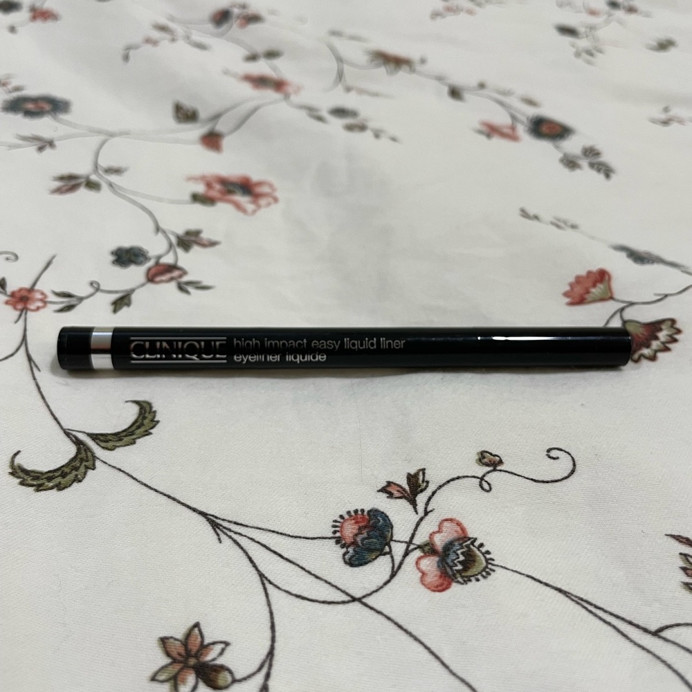 Clinique High Impact Easy Liquid Liner